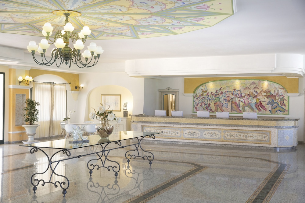 Club Hotel Marina Beach — Hotel building in Orosei, Sardinia