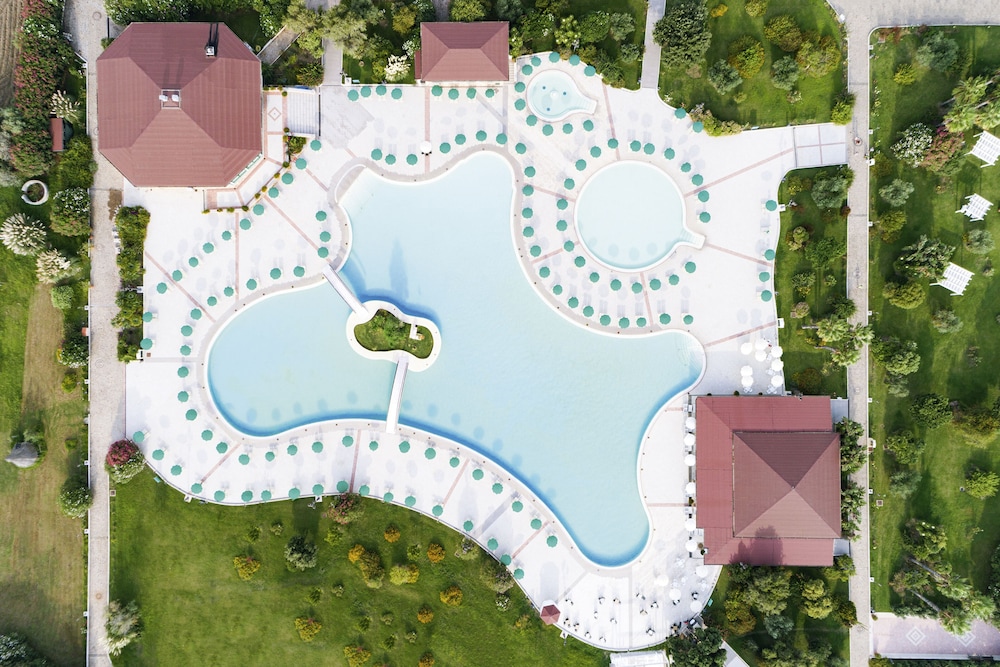 Club Hotel Marina Beach — Swimming pool in Orosei, Sardinia