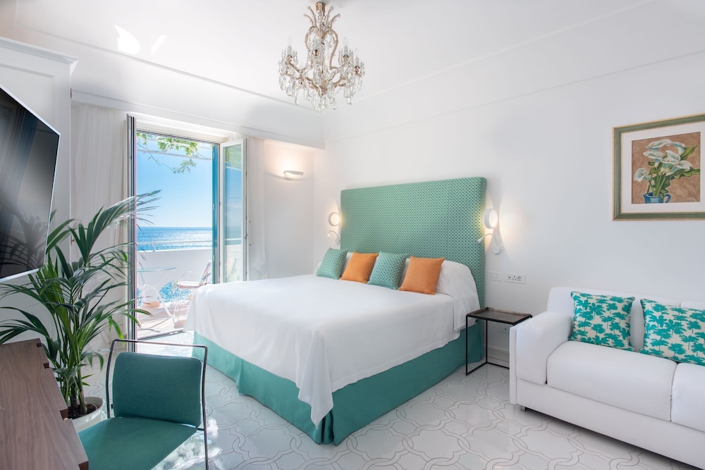 Santa Caterina — Hotel rooms in Amalfi, Campania
