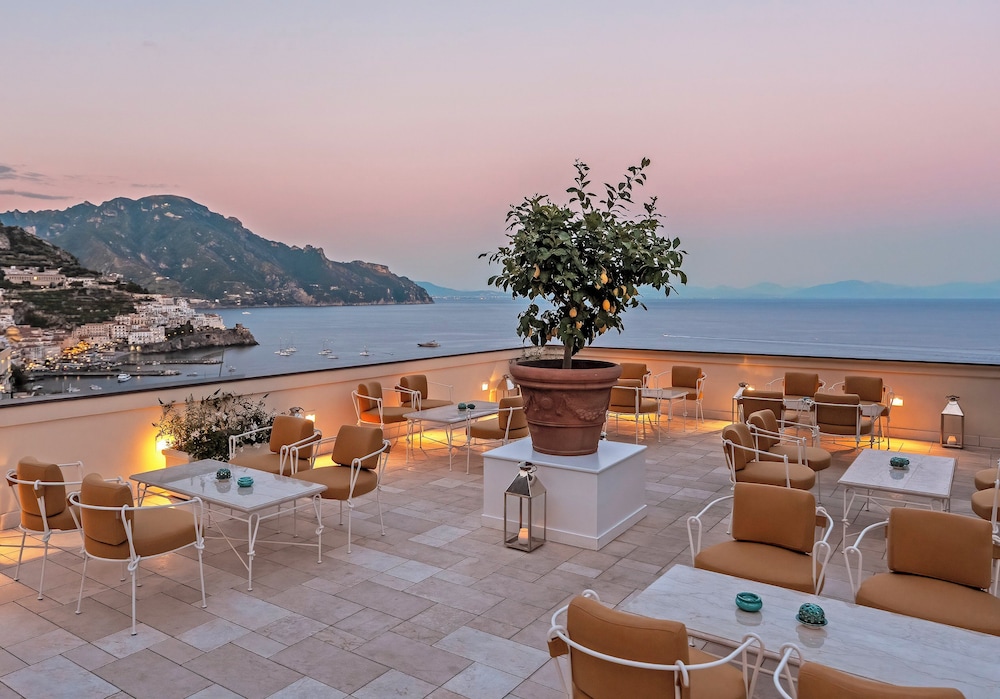 Santa Caterina — Restaurant & bars in Amalfi, Campania