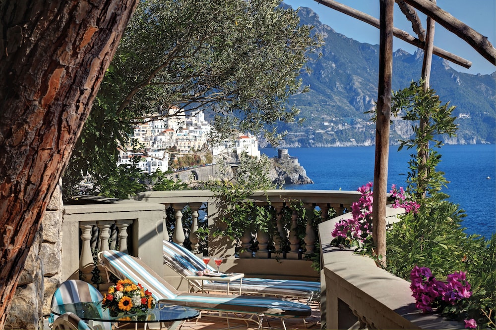 Santa Caterina — Attractions in the area in Amalfi, Campania