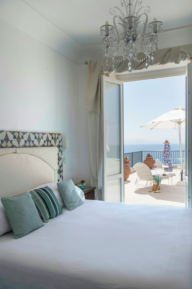 Santa Caterina — Hotel rooms in Amalfi, Campania