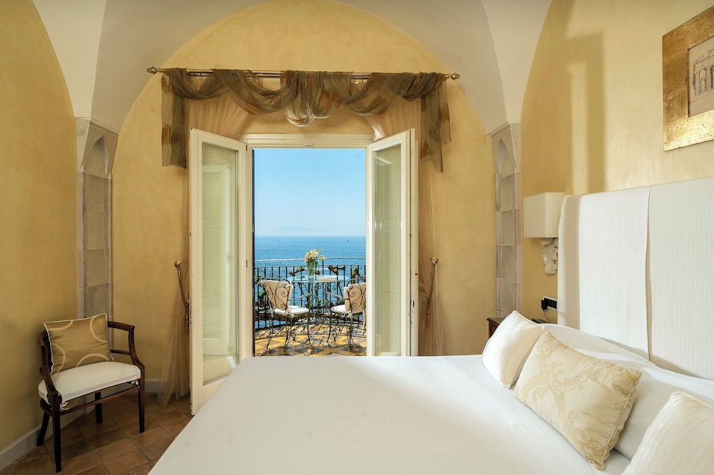 Santa Caterina — Hotel rooms in Amalfi, Campania