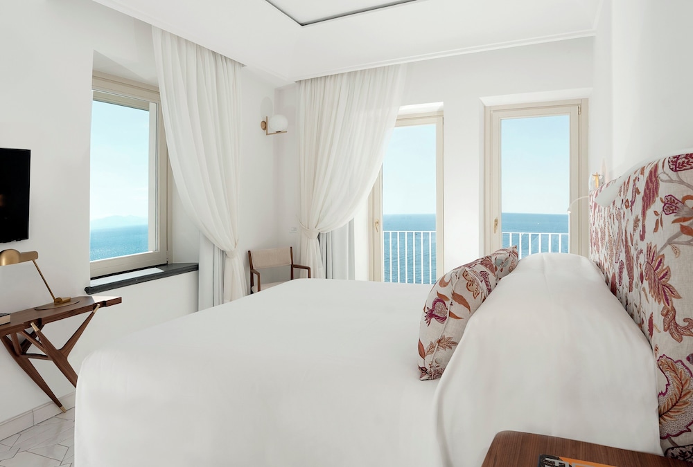 Santa Caterina — Hotel rooms in Amalfi, Campania