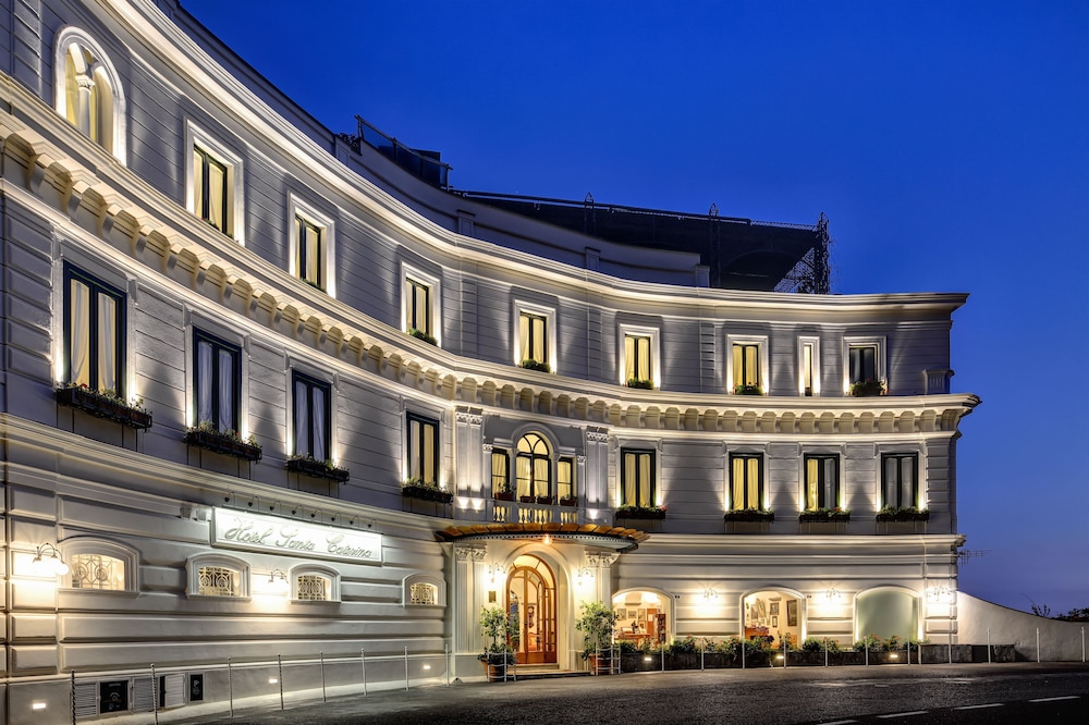 Santa Caterina — Hotel building in Amalfi, Campania