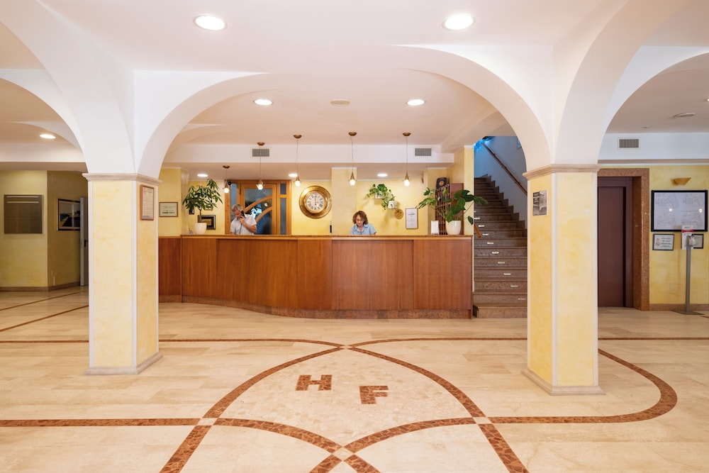 Hotel Florida — Hotel building in Alghero, Sardinia