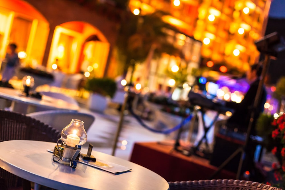 Hotel Savoy Palace - Tonelli Hotels — Restaurant & bars in Riva del Garda, Trentino-Alto Adige