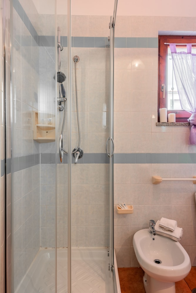 Residence Le Pavoncelle — Hotel rooms in Capo Testa, Sardinia