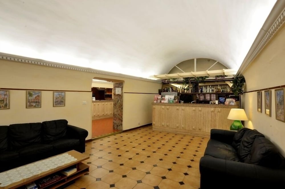 Tirreno Hotel — Restaurant & bars in Rome, Lazio