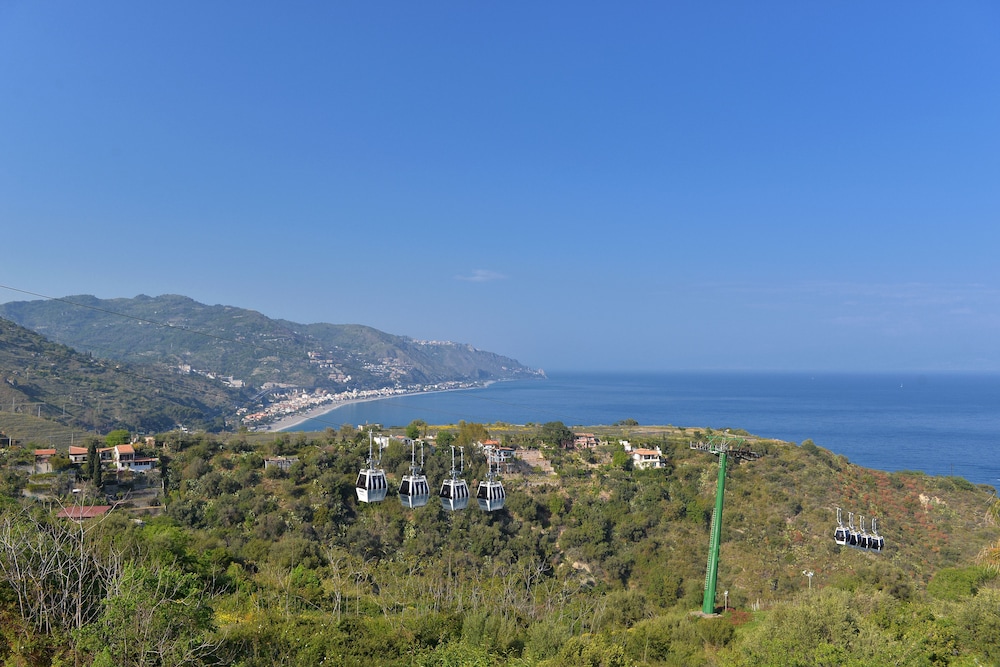 Hotel La Pensione Svizzera — Attractions in the area in Taormina, Sicily