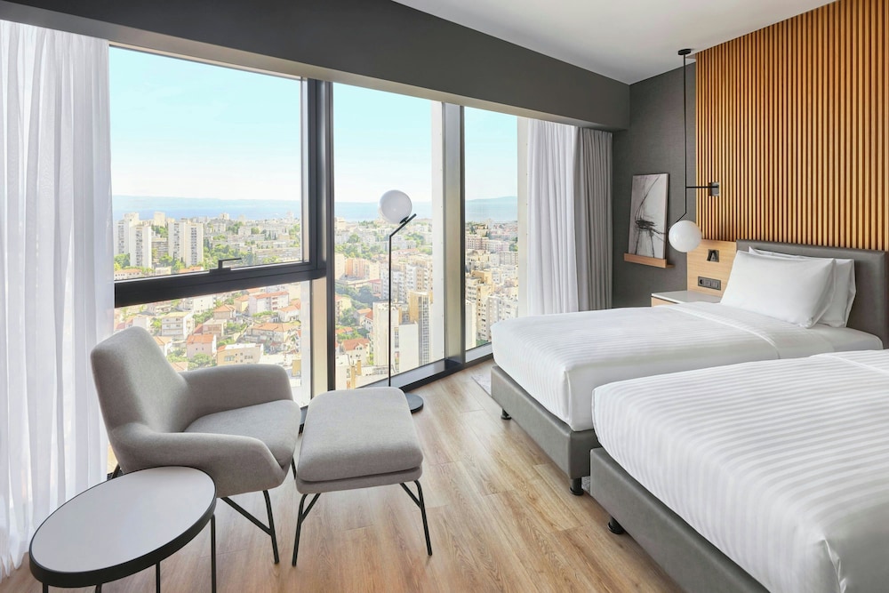 AC Hotel by Marriott Split — Hotel rooms in Split, Split-Dalmatia