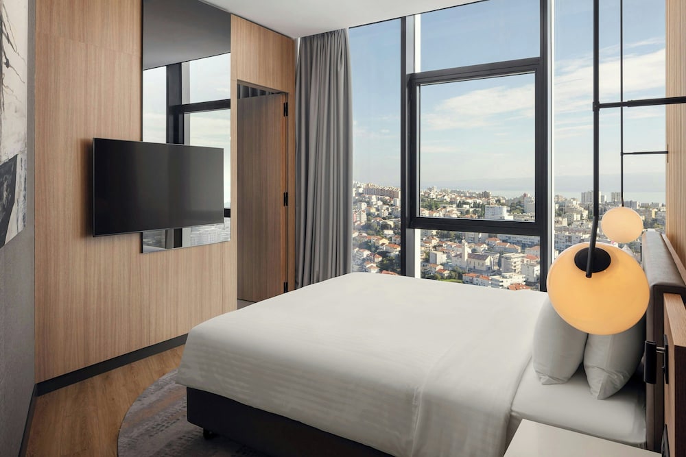 AC Hotel by Marriott Split — Hotel rooms in Split, Split-Dalmatia
