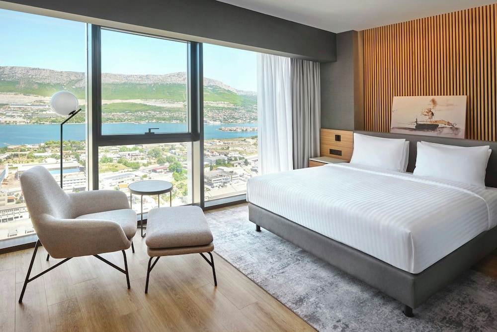 AC Hotel by Marriott Split — Hotel rooms in Split, Split-Dalmatia