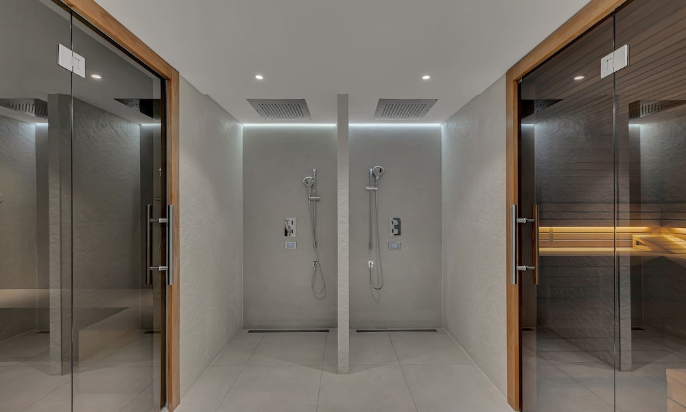 Boutique hotel Noemia — Spa in Baška Voda, Split-Dalmatia