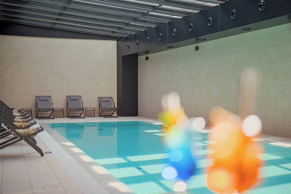 Boutique hotel Noemia — Swimming pool in Baška Voda, Split-Dalmatia