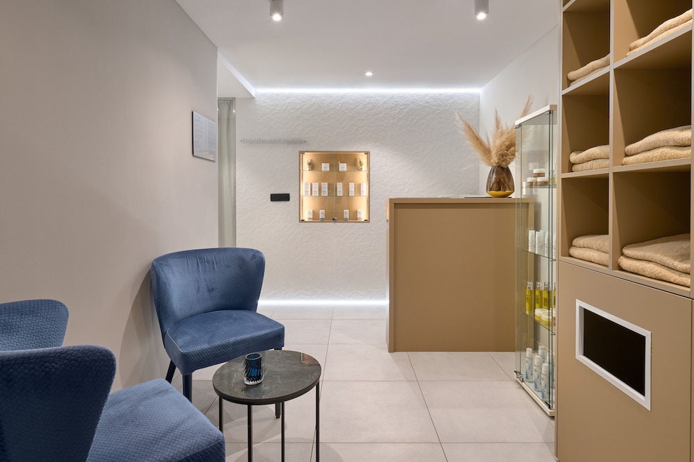 Boutique hotel Noemia — Spa in Baška Voda, Split-Dalmatia