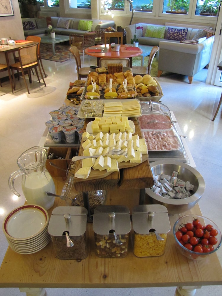 Park Hotel Meublé — Restaurant & bars in Como, Lombardy