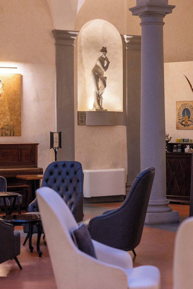 Hotel Centrale — Restaurant & bars in Florence, Tuscany