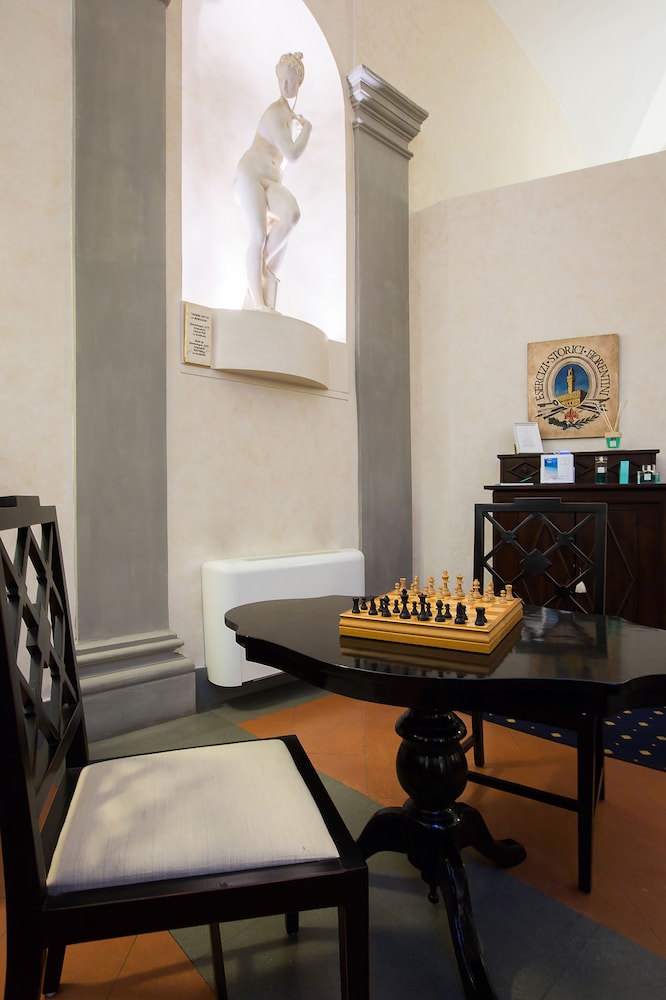 Hotel Centrale — Hotel building in Florence, Tuscany