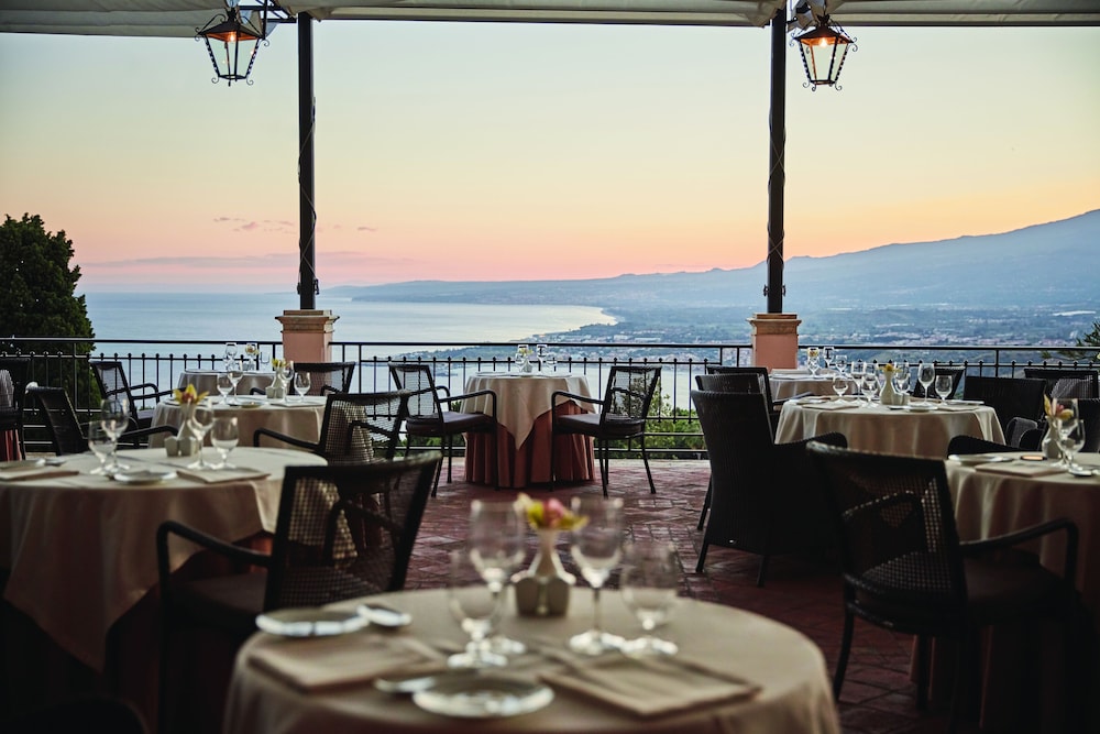 Grand Hotel Timeo, A Belmond Hotel, Taormina — Restaurant & bars in Taormina, Sicily