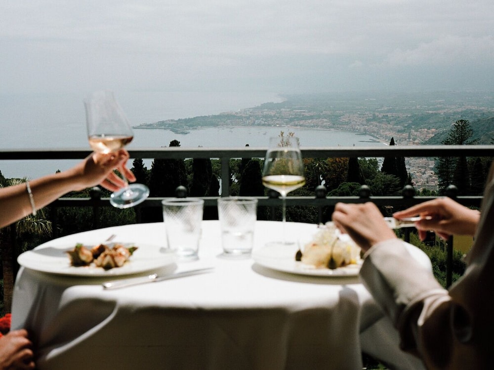 Grand Hotel Timeo, A Belmond Hotel, Taormina — Restaurant & bars in Taormina, Sicily