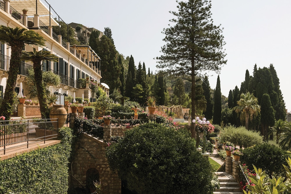 Grand Hotel Timeo, A Belmond Hotel, Taormina — Hotel building in Taormina, Sicily