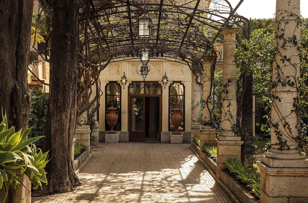 Grand Hotel Timeo, A Belmond Hotel, Taormina — Hotel building in Taormina, Sicily