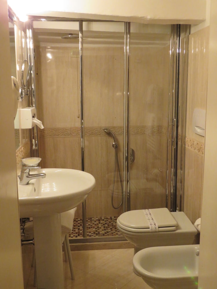 Hotel Antico Doge — Hotel rooms in Venice, Veneto