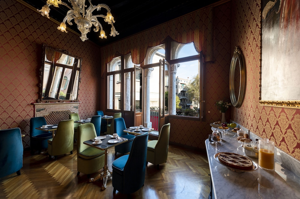 Hotel Antico Doge — Restaurant & bars in Venice, Veneto