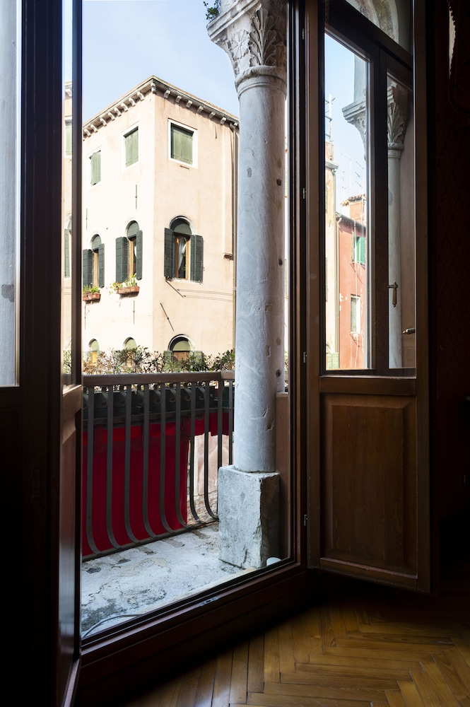 Hotel Antico Doge — Hotel building in Venice, Veneto
