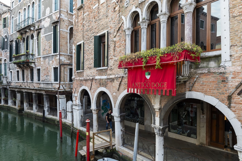 Hotel Antico Doge — Hotel building in Venice, Veneto