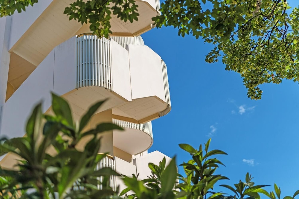 SALUS Smart & Chic Hotel — Hotel building in Jesolo, Veneto