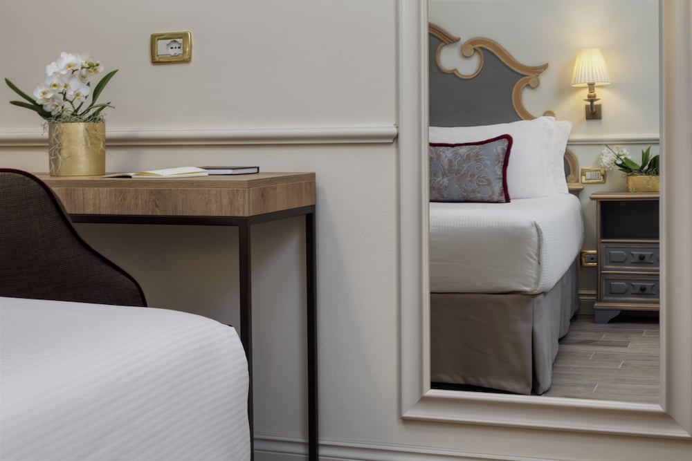 Hotel Al Nuovo Teson — Hotel rooms in Venice, Veneto