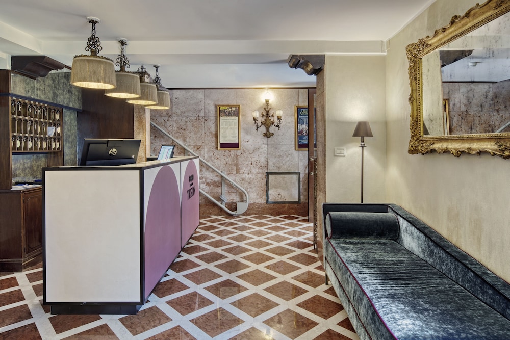 Hotel Al Nuovo Teson — Hotel rooms in Venice, Veneto