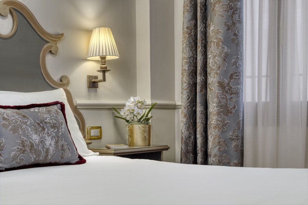 Hotel Al Nuovo Teson — Hotel rooms in Venice, Veneto