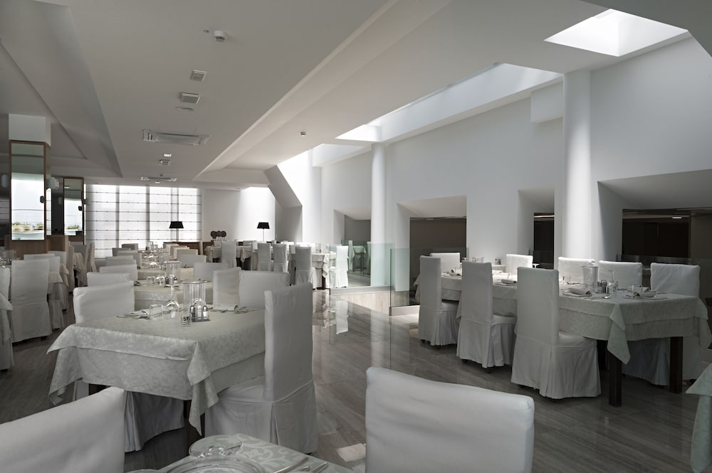 Hotel Le Soleil — Restaurant & bars in Jesolo, Veneto