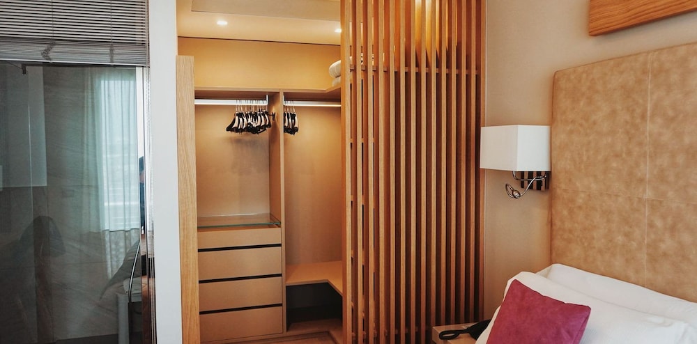 Hotel Le Soleil — Hotel rooms in Jesolo, Veneto