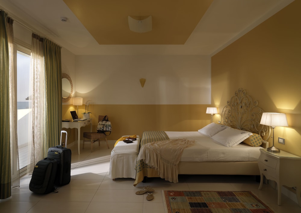 Hotel Le Soleil — Hotel rooms in Jesolo, Veneto