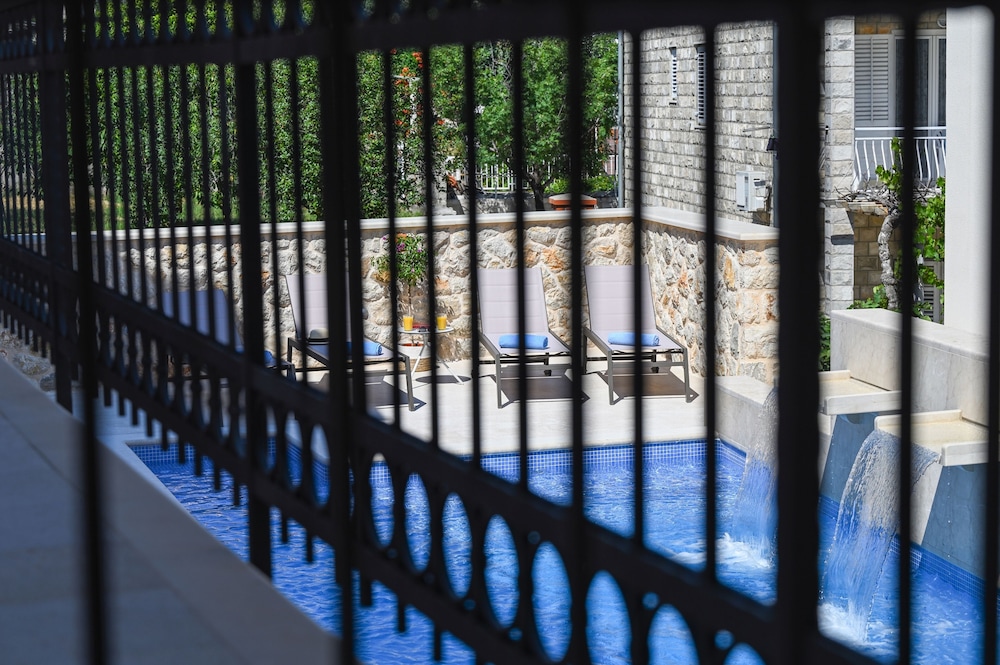 Casa Laurea — Swimming pool in Dubrovnik, Dubrovnik-Neretva