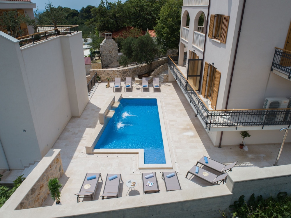 Casa Laurea — Swimming pool in Dubrovnik, Dubrovnik-Neretva