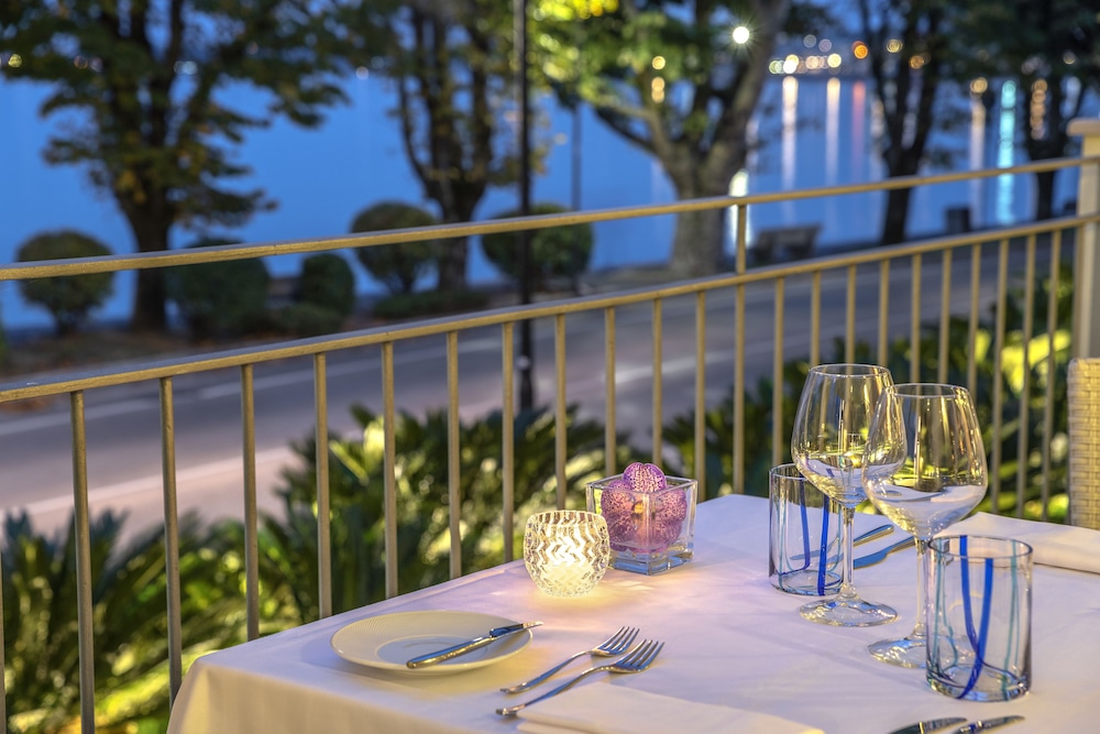 Villa Rosa Hotel — Restaurant & bars in Desenzano del Garda, Lombardy