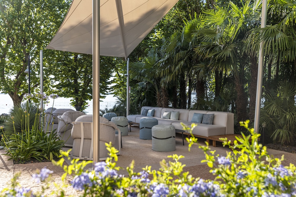 Villa Rosa Hotel — Restaurant & bars in Desenzano del Garda, Lombardy