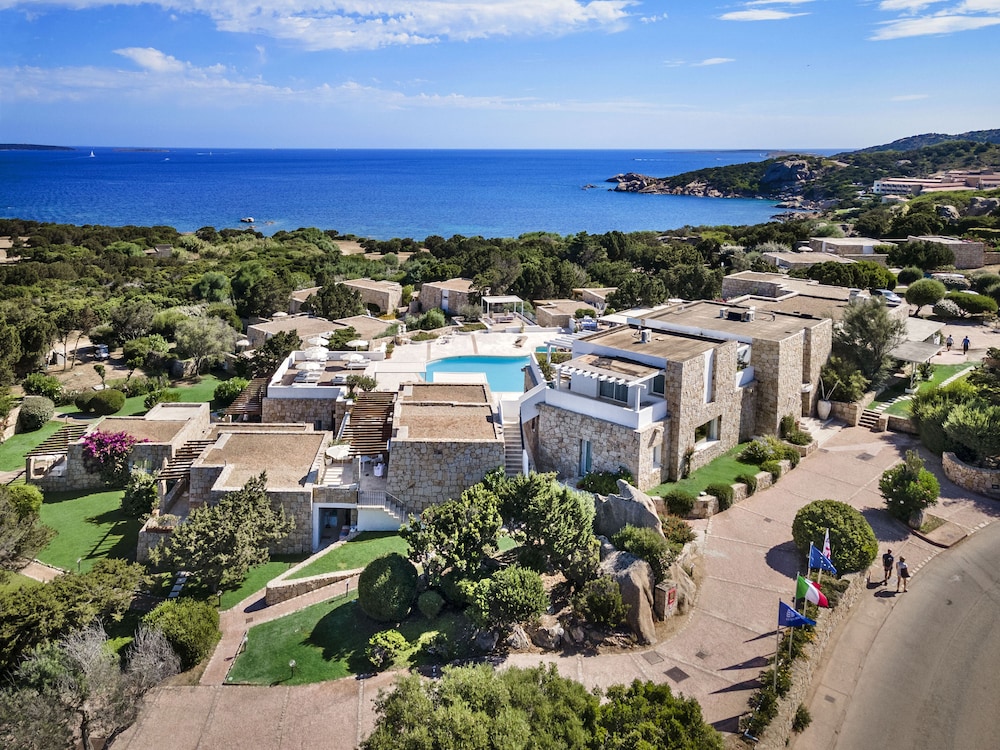 Grand Relais Dei Nuraghi Adults Only — Hotel building in Arzachena, Sardinia