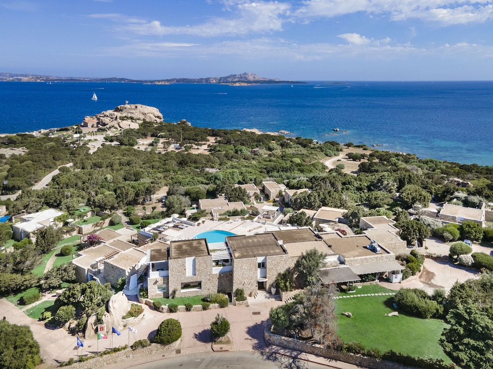 Grand Relais Dei Nuraghi Adults Only — Hotel building in Arzachena, Sardinia