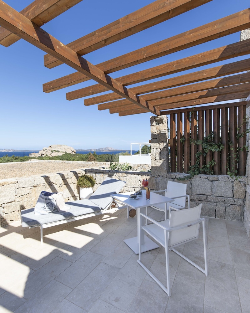 Grand Relais Dei Nuraghi Adults Only — Hotel building in Arzachena, Sardinia