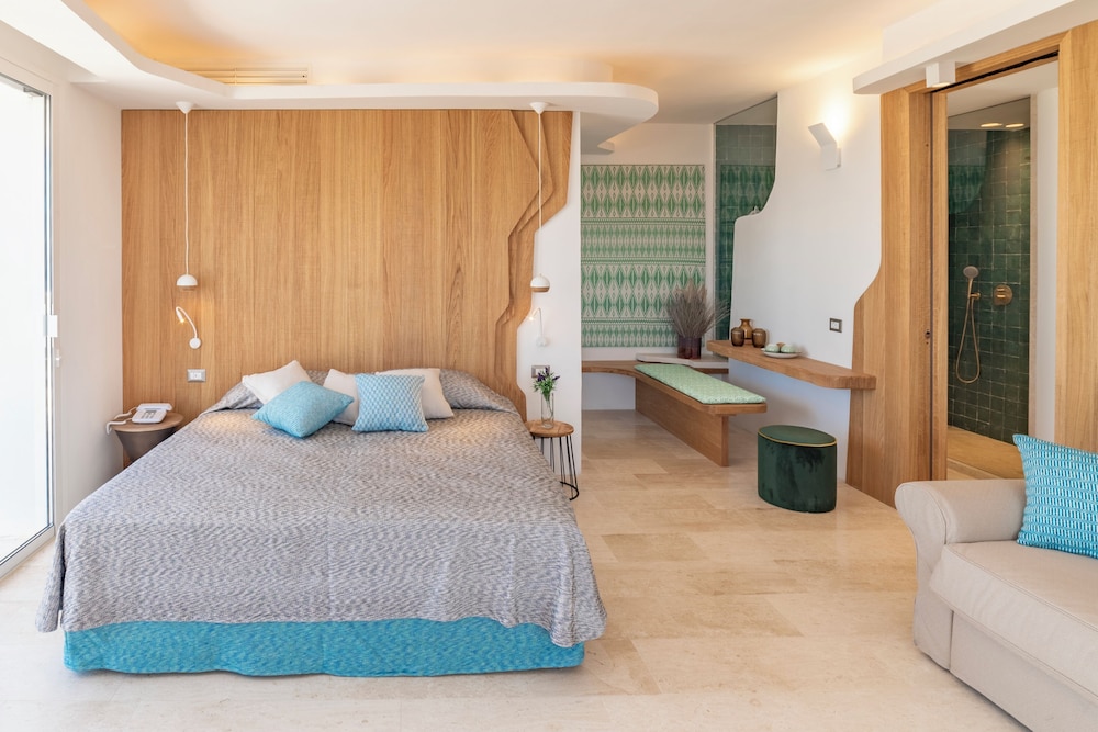 Grand Relais Dei Nuraghi Adults Only — Hotel rooms in Arzachena, Sardinia
