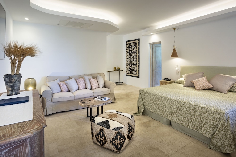 Grand Relais Dei Nuraghi Adults Only — Hotel rooms in Arzachena, Sardinia