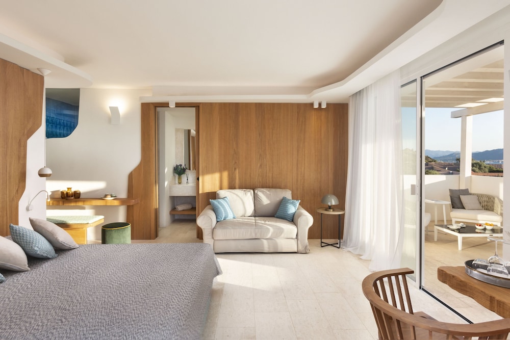 Grand Relais Dei Nuraghi Adults Only — Hotel rooms in Arzachena, Sardinia