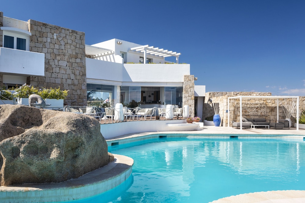 Grand Relais Dei Nuraghi Adults Only — Swimming pool in Arzachena, Sardinia