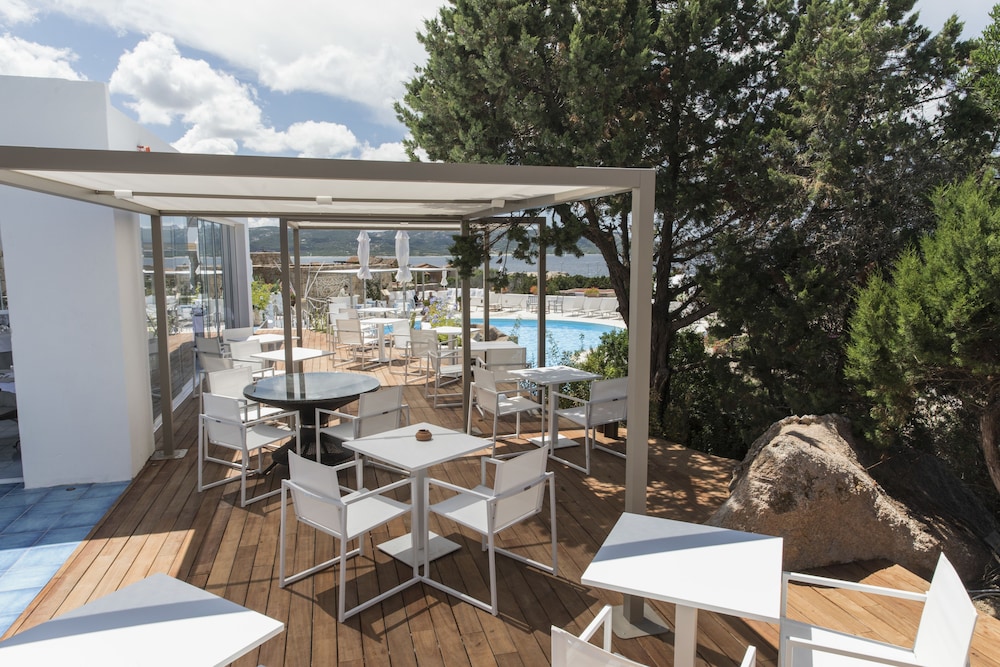 Grand Relais Dei Nuraghi Adults Only — Restaurant & bars in Arzachena, Sardinia